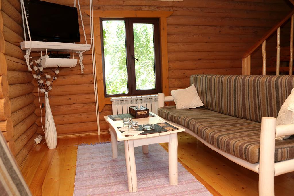 Boutigue Hotel Nebesa Chimgan Exterior photo